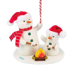 Hallmark - Roasting Marshmallows Snowmen 2025 Fabric Hallmark - Ornament