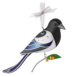 Hallmark - The Beauty of Birds Black-Billed Magpie Ornament